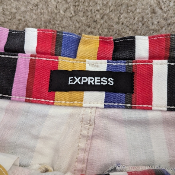 Colorful striped Express shorts - Picture 3 of 7